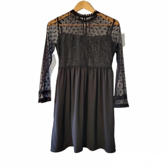 ❌ [SOLD] Zara Lace Ruffle Mini Dress, Size Small - Picture 3 of 8